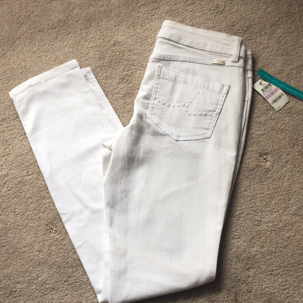 White Inc. Skinny Leg Regular Fit Denim